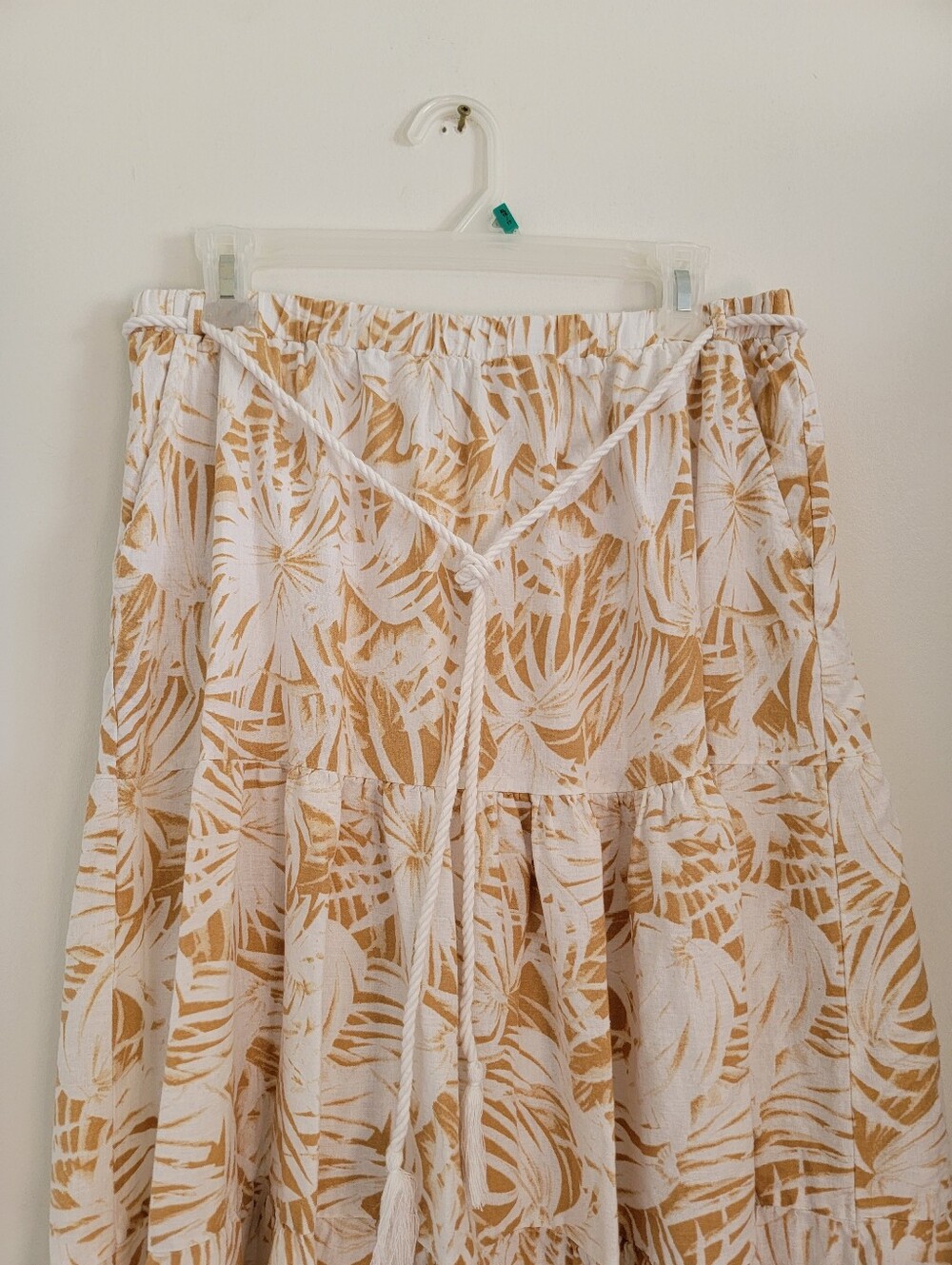 C&C California Tropical Print Linen Blend Tiered Maxi Skirt with Rope Belt Sz L